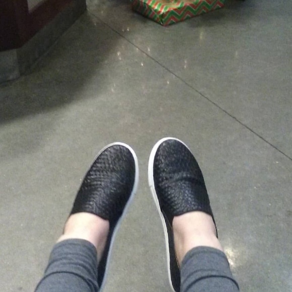 Meet your Posher, Brandy - Picture 8 of 8